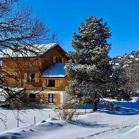 Chalet Hiona Cheminee, Espace, Luminosite. *
